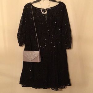 Slny laces dress